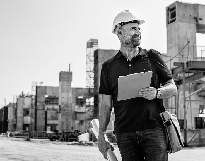 site-engineer-construction-site-op